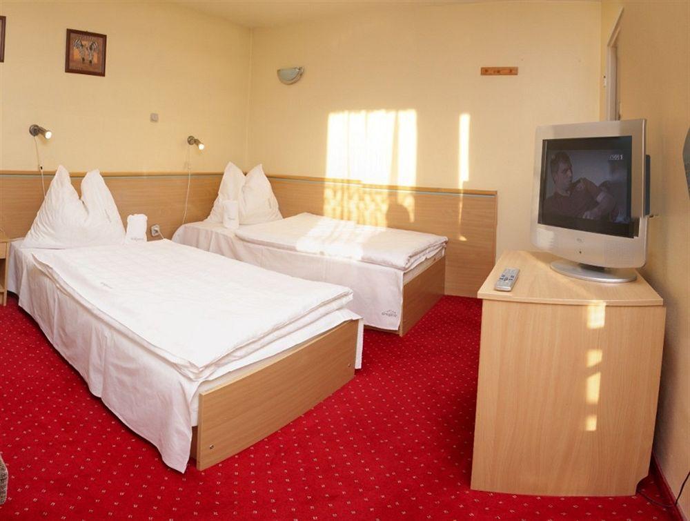Hotel Wiktoria Szklarska Poręba Exteriör bild